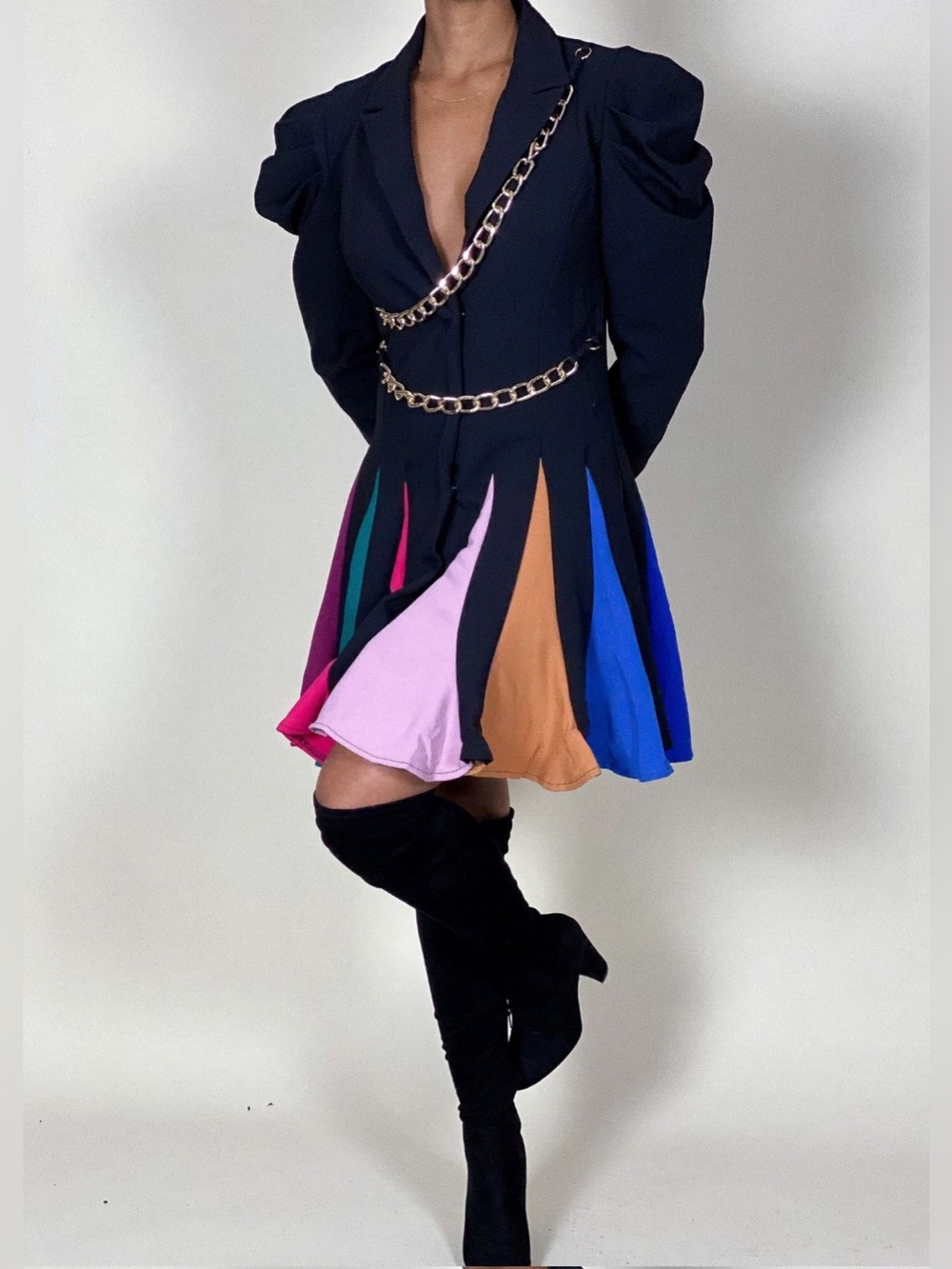 L'ATISTE by Amy Black Coat Dress Rainbow Pleated Skirt Gold Chains Size S - Picture 4 of 16